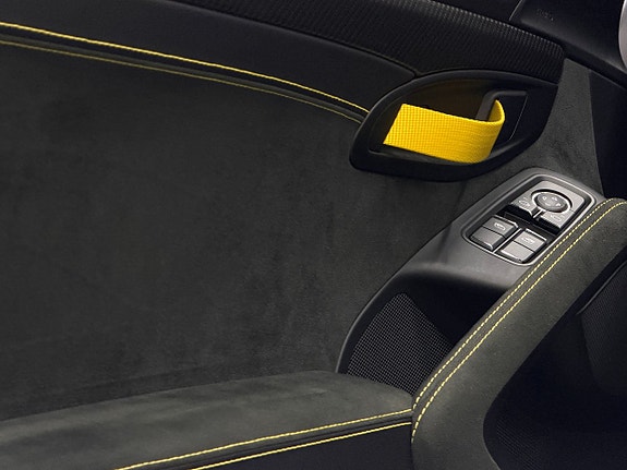 Porsche 718 18 of 30