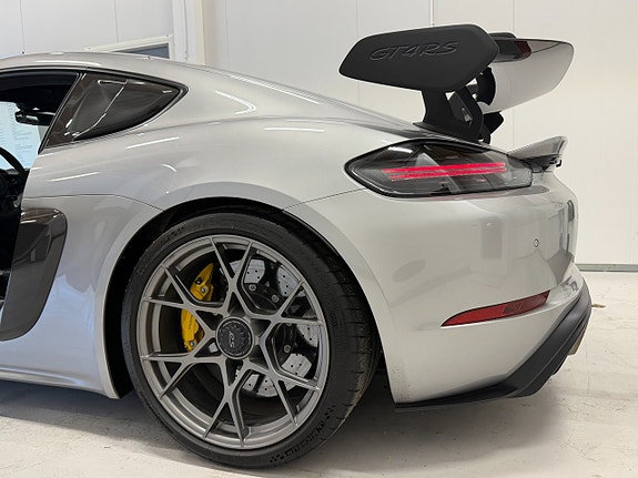 Porsche 718 15 of 30