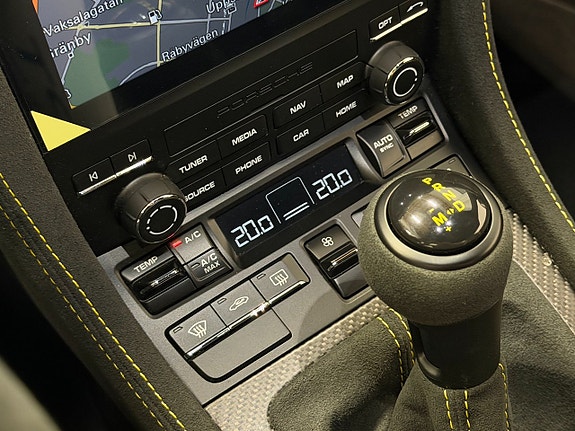 Porsche 718 26 of 30
