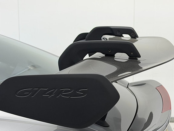 Porsche 718 12 of 30