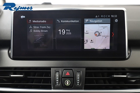 BMW 225xe 13 of 22