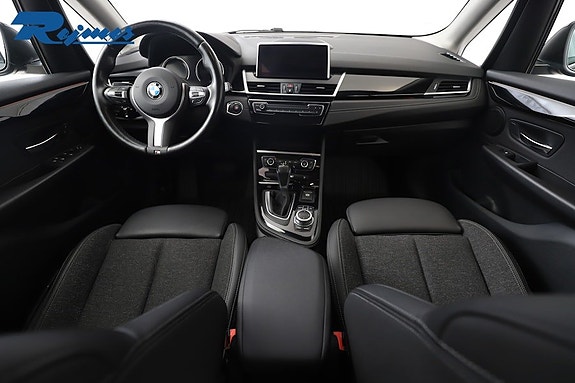 BMW 225xe 7 of 22