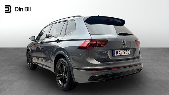 Volkswagen Tiguan Allspace 3 of 5