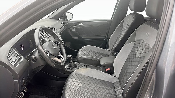 Volkswagen Tiguan Allspace 8 of 12