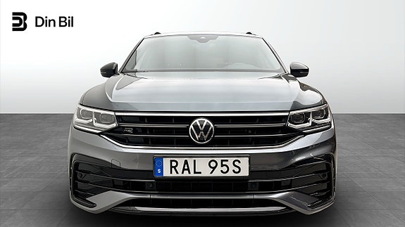 Volkswagen Tiguan Allspace 4 of 5