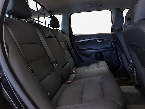 Volvo XC70 14 of 27