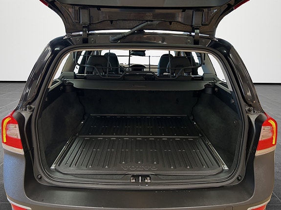 Volvo XC70 25 of 27
