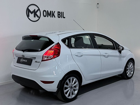 Ford Fiesta 3 of 5