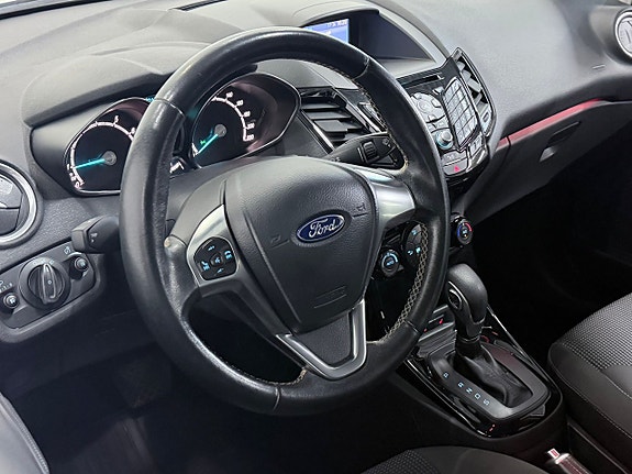 Ford Fiesta 2 of 5