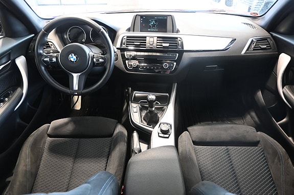 BMW 118i 9 of 20
