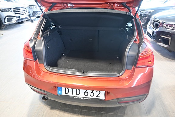 BMW 118i 14 of 20