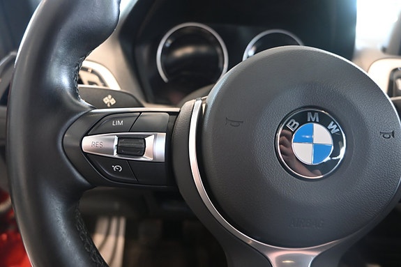 BMW 118i 15 of 20