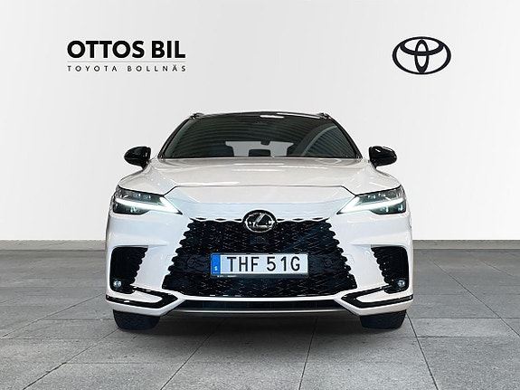 Lexus RX500h 5 of 12