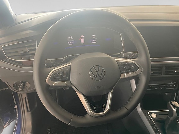 Volkswagen Taigo 11 of 16