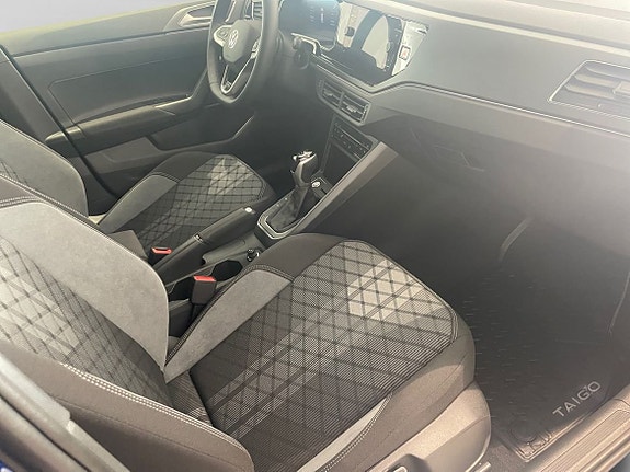 Volkswagen Taigo 13 of 16