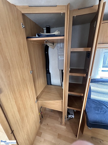 Adria CLASSICA 563 UK | ALDE | VÅNINGSSÄNG 19 of 19