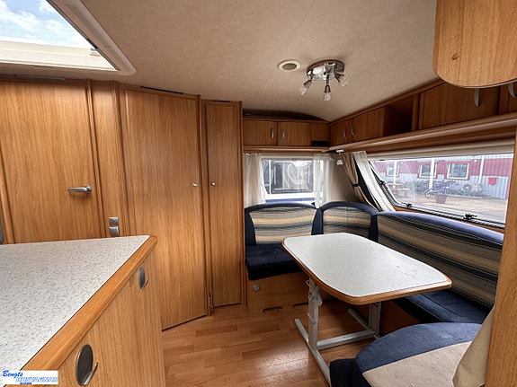 Adria CLASSICA 563 UK | ALDE | VÅNINGSSÄNG 4 of 5