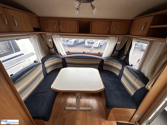 Adria CLASSICA 563 UK | ALDE | VÅNINGSSÄNG 5 of 5