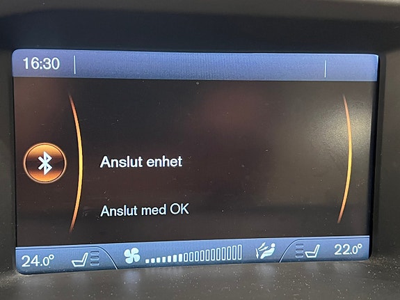 Volvo V60 14 of 27