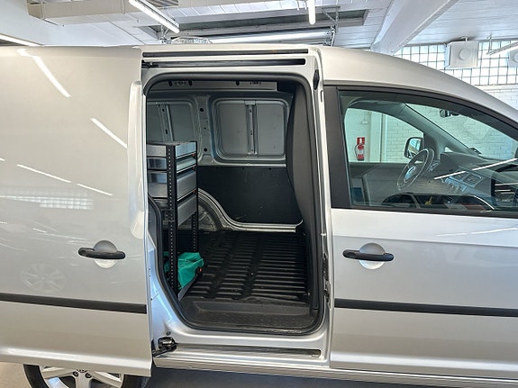 Volkswagen Caddy 15 of 24