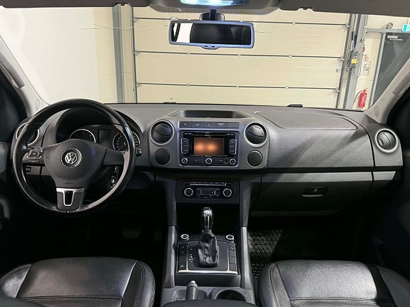 Volkswagen Amarok 8 of 16