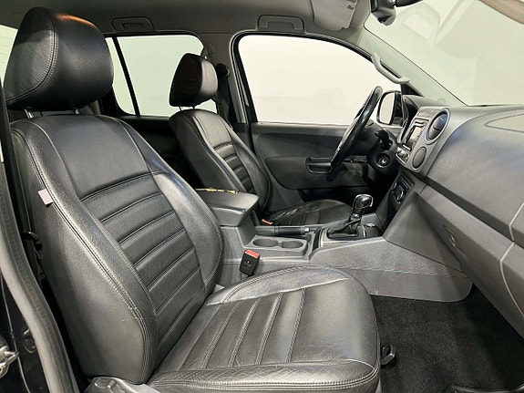 Volkswagen Amarok 5 of 16