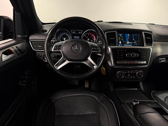 Mercedes-Benz GL350 14 of 24