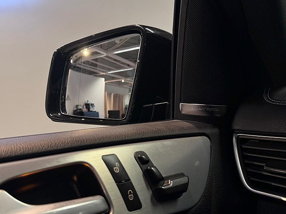 Mercedes-Benz GL350 16 of 23