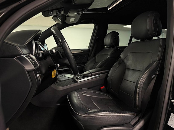 Mercedes-Benz GL350 16 of 24