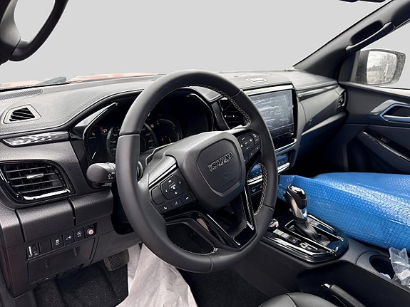 Isuzu D-max 8 of 11