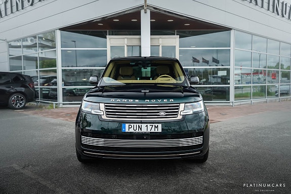 Land Rover Range Rover 3 of 5
