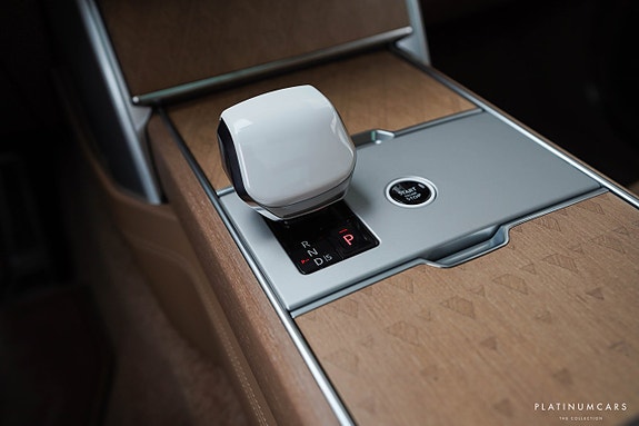 Land Rover Range Rover 19 of 25