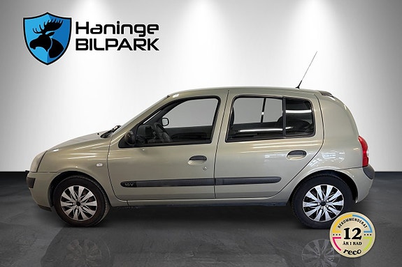 Renault Clio 9 of 19