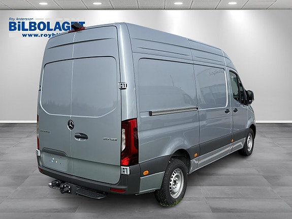 Mercedes-Benz Sprinter 317 3 of 5