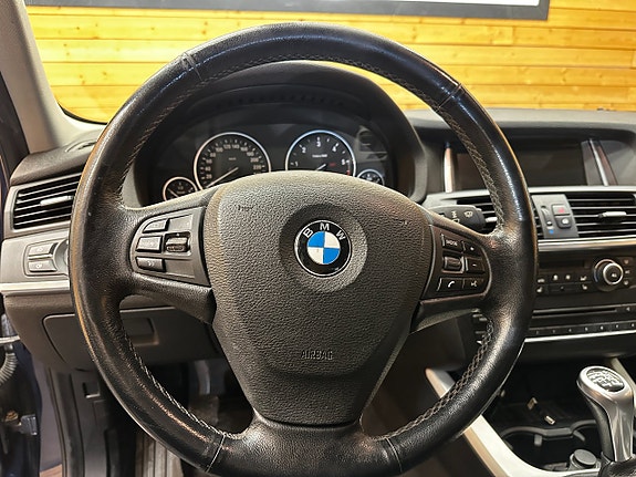 BMW X3 12 of 22