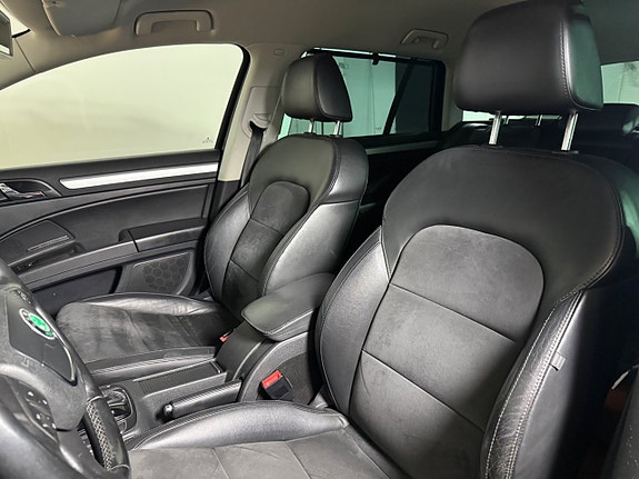 Skoda Superb 10 of 17