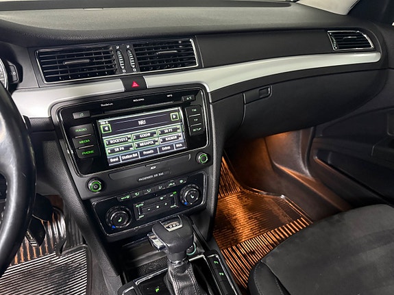 Skoda Superb 13 of 17