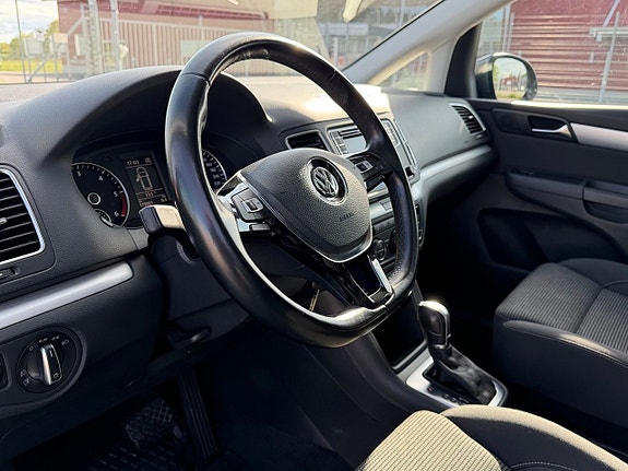 Volkswagen Sharan 9 of 22