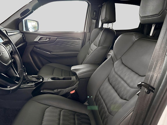 Isuzu D-max 9 of 17