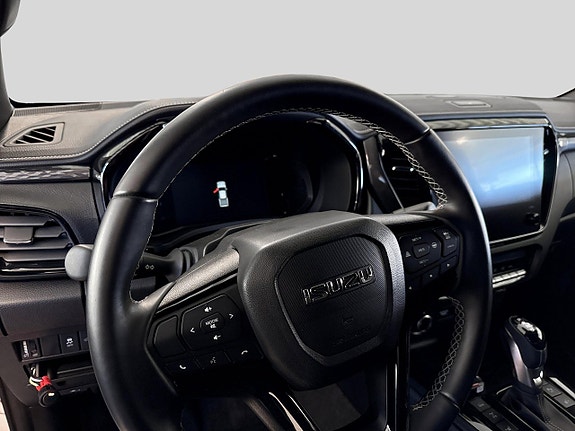 Isuzu D-max 4 of 17