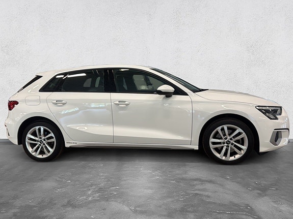 Audi A3 6 of 21