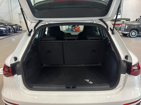 Audi A3 9 of 21