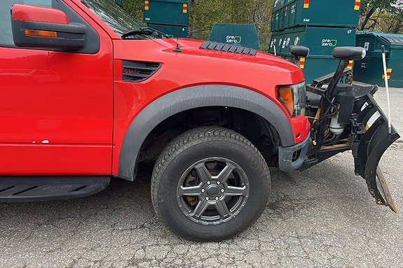 Ford F 150 SVT Raptor 21 of 24