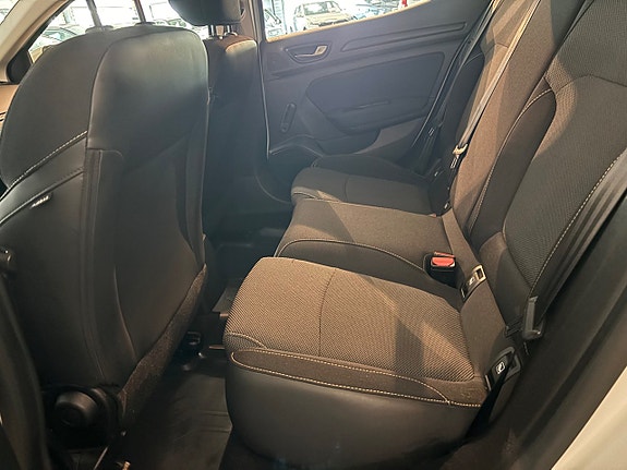 Renault Megane 9 of 10