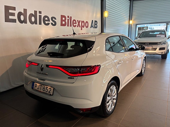 Renault Megane 4 of 10