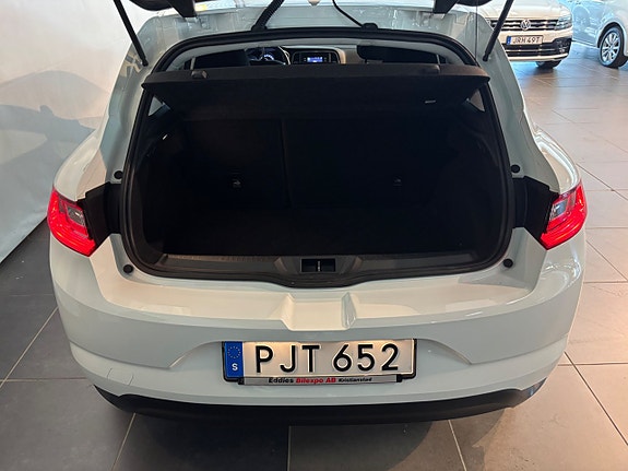 Renault Megane 10 of 10