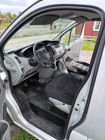 Opel Vivaro 3 of 5