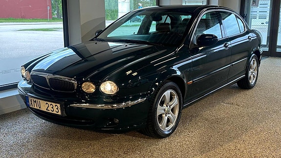 Jaguar X-TYPE 9 of 11