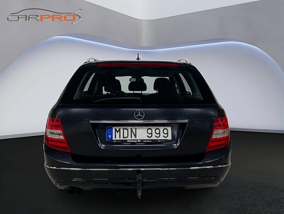 Mercedes-Benz C180 5 of 5