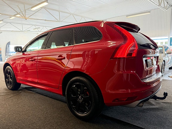 Volvo XC60 4 of 30